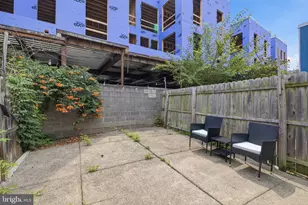 1733 Blair St, Philadelphia, PA 19125 - Photo 10