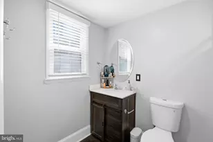 1733 Blair St, Philadelphia, PA 19125 - Photo 8