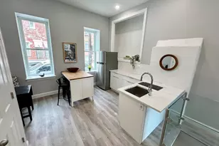 1233 N 6th St, Philadelphia, PA 19122 - Photo 2