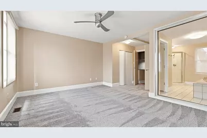 821 S 11th Street, Philadelphia, PA 19147 - Photo 18