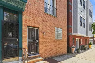 821 S 11th St, Philadelphia, PA 19147 - Photo 26
