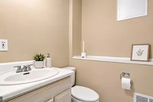 821 S 11th St, Philadelphia, PA 19147 - Photo 22