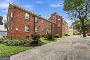 723 Melon Terrace, Philadelphia, PA 19123 - Photo 2