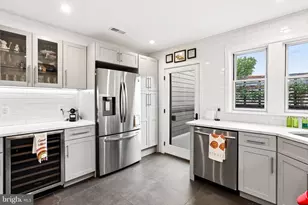 2128 Ellsworth St, Philadelphia, PA 19146 - Photo 14
