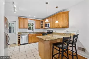 1914 Manton St, Philadelphia, PA 19146 - Photo 6