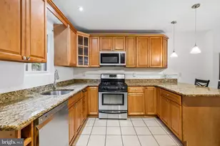 1914 Manton St, Philadelphia, PA 19146 - Photo 2