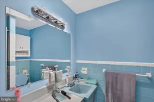 606 Artwood Dr, Philadelphia, PA 19115 - Photo 30