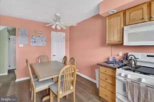 606 Artwood Dr, Philadelphia, PA 19115 - Photo 12