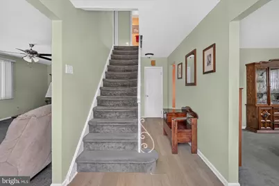 606 Artwood Drive, Philadelphia, PA 19115 - Photo 6