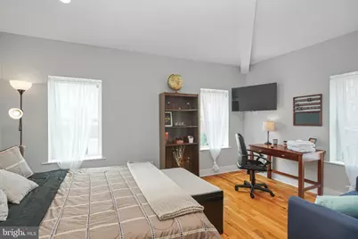 2049 E Hagert Street #UPPER, Philadelphia, PA 19125 - Photo 26