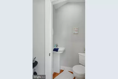 2049 E Hagert Street #UPPER, Philadelphia, PA 19125 - Photo 20