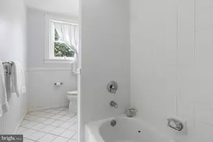 605 W Naomi St, Philadelphia, PA 19144 - Photo 34