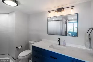 2001 Hamilton St, Philadelphia, PA 19130 - Photo 12