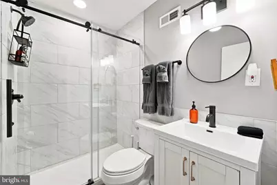 414 Fitzwater Street, Philadelphia, PA 19147 - Photo 12