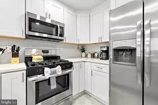 414 Fitzwater St, Philadelphia, PA 19147 - Photo 8