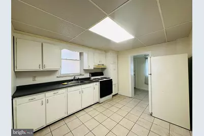 2438 S Philip Street, Philadelphia, PA 19148 - Photo 6