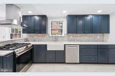 2218 Locust Street, Philadelphia, PA 19103 - Photo 18