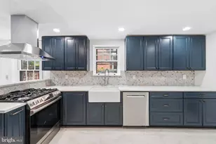 2218 Locust St, Philadelphia, PA 19103 - Photo 18