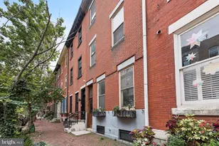 2218 Locust St, Philadelphia, PA 19103 - Photo 4