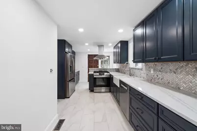 2218 Locust Street, Philadelphia, PA 19103 - Photo 16
