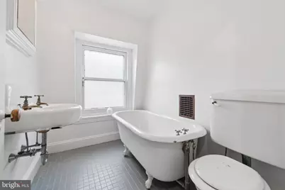 2218 Locust Street, Philadelphia, PA 19103 - Photo 34