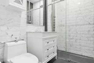 2218 Locust St, Philadelphia, PA 19103 - Photo 30