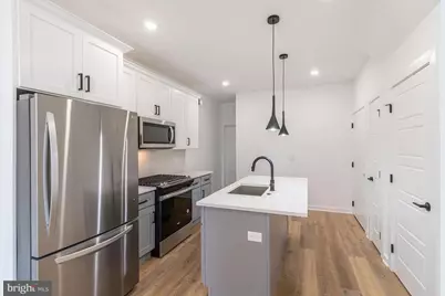 1325 Buttonwood Street #2, Philadelphia, PA 19123 - Photo 4