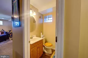 834 E Vernon Rd, Philadelphia, PA 19119 - Photo 34