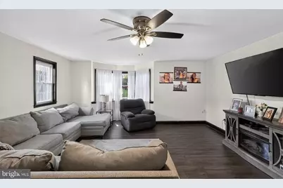 8619 Ferndale Street, Philadelphia, PA 19115 - Photo 14