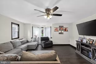 8619 Ferndale St, Philadelphia, PA 19115 - Photo 14