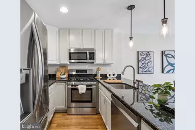 601 S 17th Street, Philadelphia, PA 19146 - Photo 6