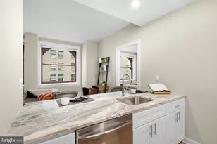 1420 Chestnut St, Philadelphia, PA 19102 - Photo 14