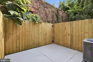 1027 W Arizona St, Philadelphia, PA 19133 - Photo 6