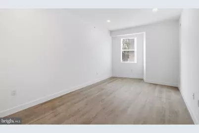 1027 W Arizona Street, Philadelphia, PA 19133 - Photo 18