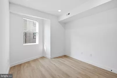 1027 W Arizona Street, Philadelphia, PA 19133 - Photo 16