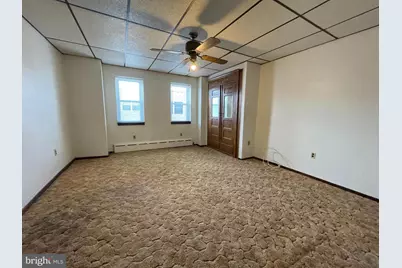 331 Roseberry Street, Philadelphia, PA 19148 - Photo 10