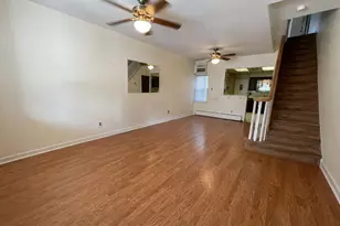331 Roseberry St, Philadelphia, PA 19148 - Photo 4