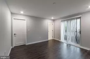 751 N 20th St, Philadelphia, PA 19130 - Photo 12