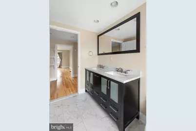 309 E Girard Avenue, Philadelphia, PA 19125 - Photo 24