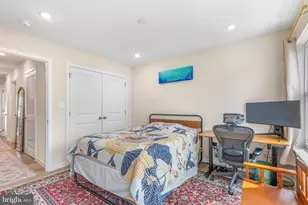 1739 S 5th St, Philadelphia, PA 19148 - Photo 14
