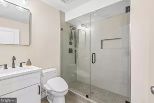 1739 S 5th St, Philadelphia, PA 19148 - Photo 10