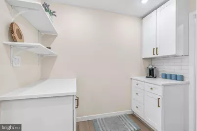 1739 S 5th Street #UNIT B, Philadelphia, PA 19148 - Photo 6