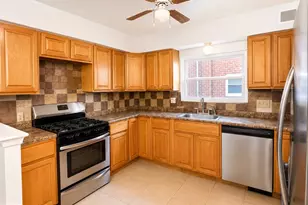 2119 Hoffnagle St, Philadelphia, PA 19152 - Photo 4