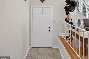 10222 Woburn Pl, Philadelphia, PA 19114 - Photo 2