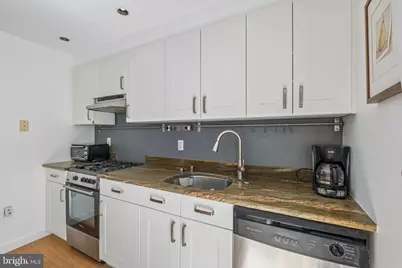 930 League Street, Philadelphia, PA 19147 - Photo 8