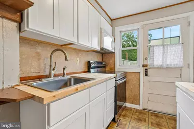 5954 Newtown Avenue, Philadelphia, PA 19120 - Photo 6