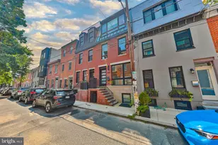 2028 Pemberton St, Philadelphia, PA 19146 - Photo 4