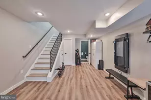 2028 Pemberton St, Philadelphia, PA 19146 - Photo 58