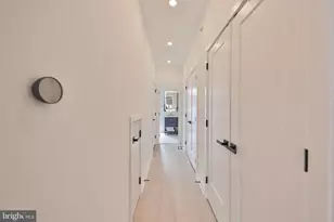 2028 Pemberton St, Philadelphia, PA 19146 - Photo 36
