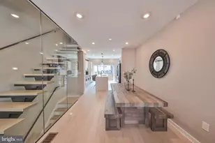 2028 Pemberton St, Philadelphia, PA 19146 - Photo 12